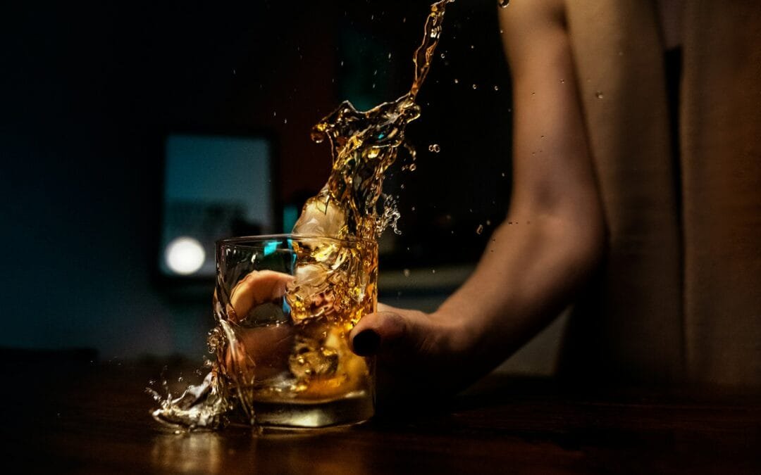 alcohol in a glass - How Does Outpatient Alcohol Rehab Work